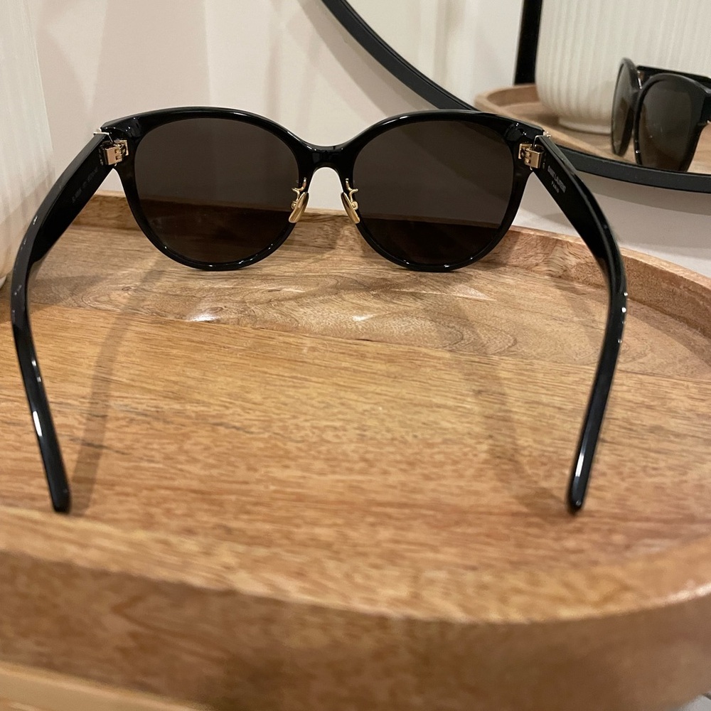 Ysl sunglasses - Picture 5 of 7